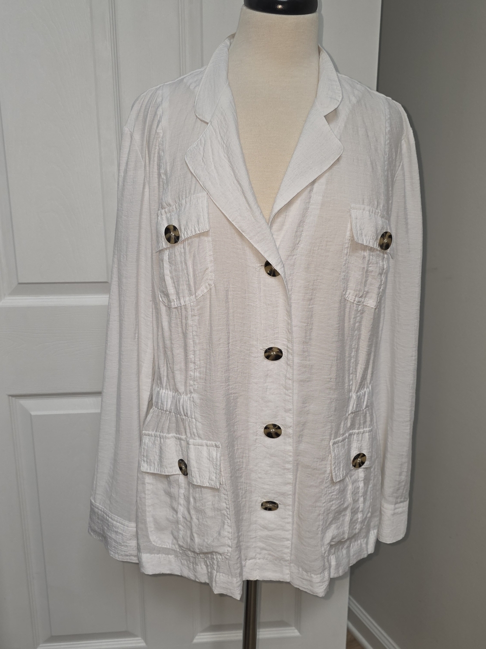 Chico's White Textured Button-Front Blazer Jacket
